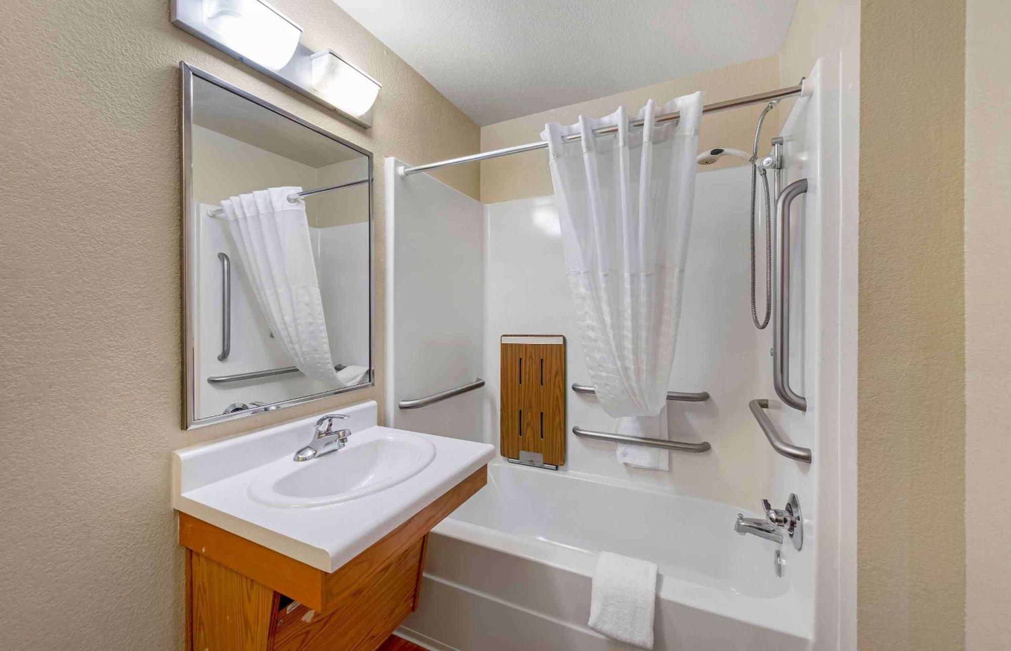 Extended Stay America Select Suites - Cleveland - Mentor Buitenkant foto