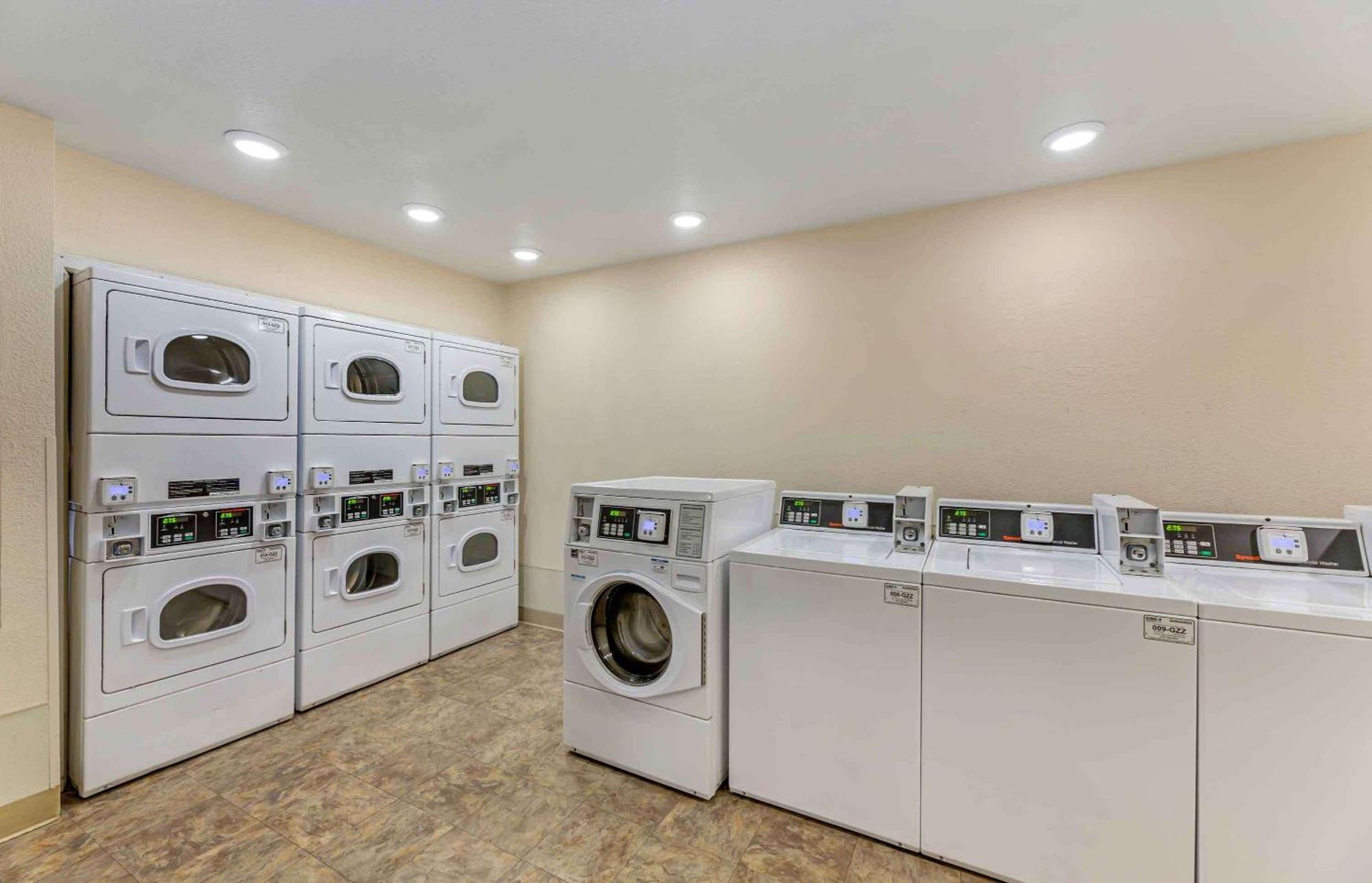 Extended Stay America Select Suites - Cleveland - Mentor Buitenkant foto