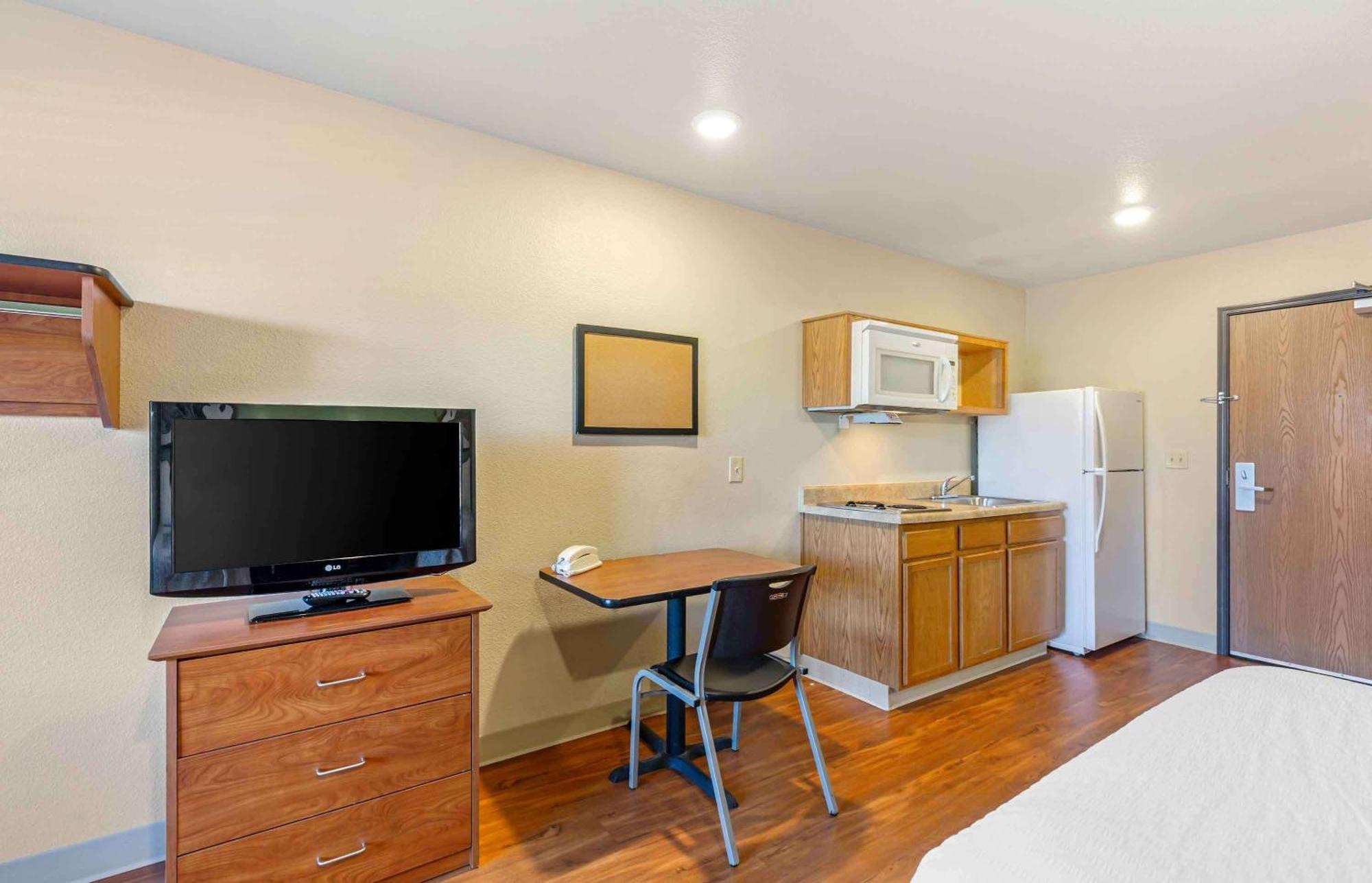 Extended Stay America Select Suites - Cleveland - Mentor Buitenkant foto